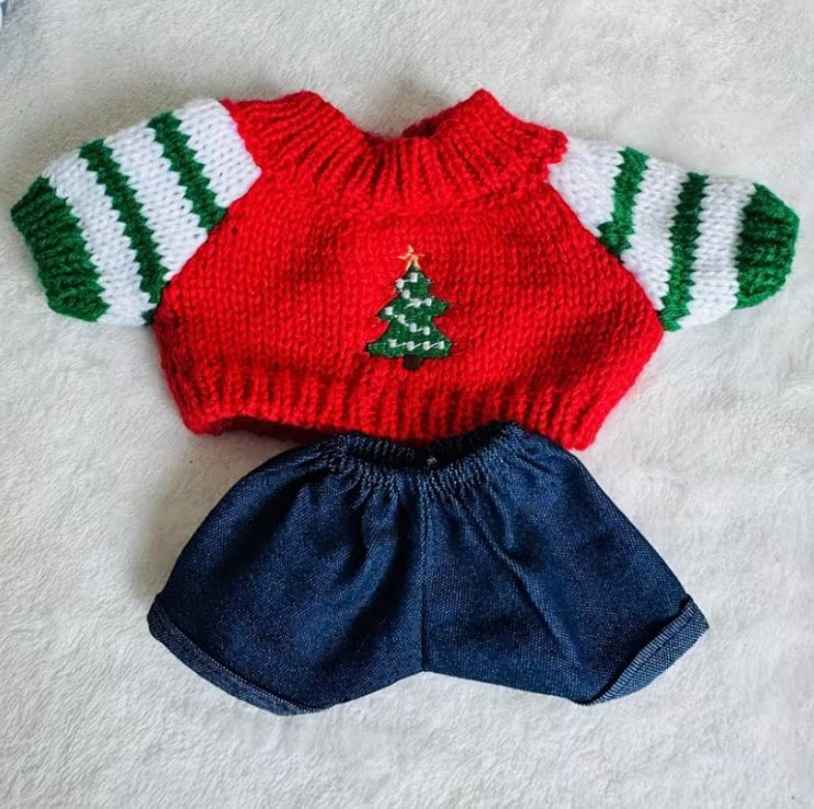 Knitted Sweaters And Shorts For Dolls