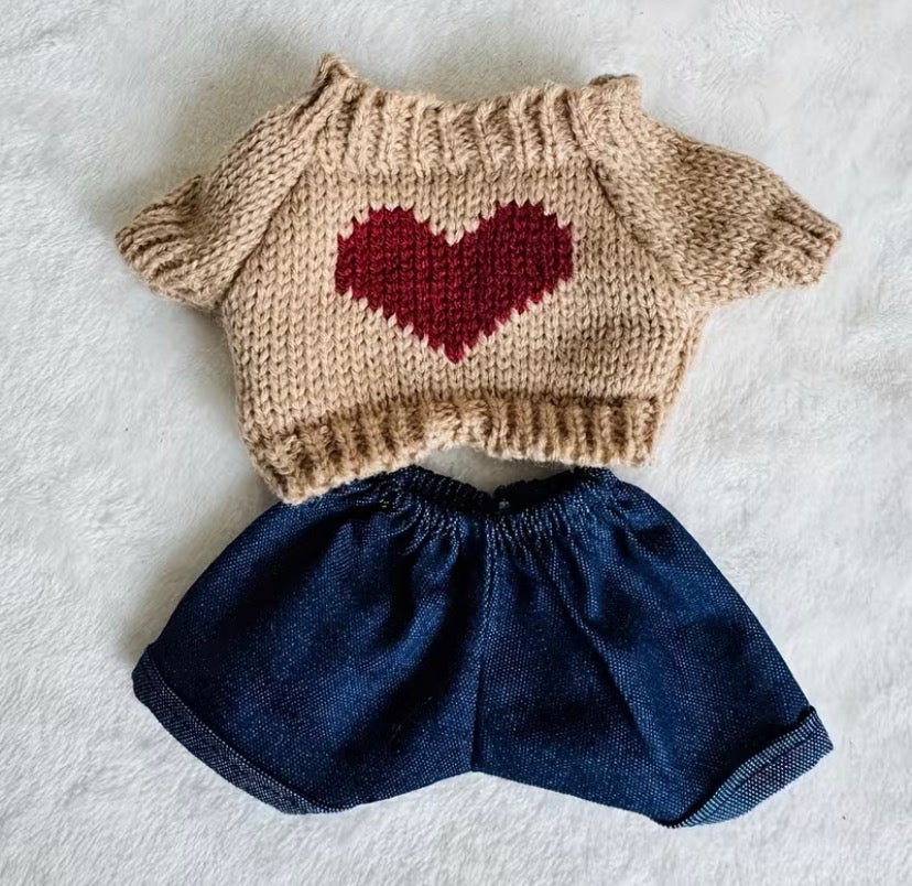 Knitted Sweaters And Shorts For Dolls
