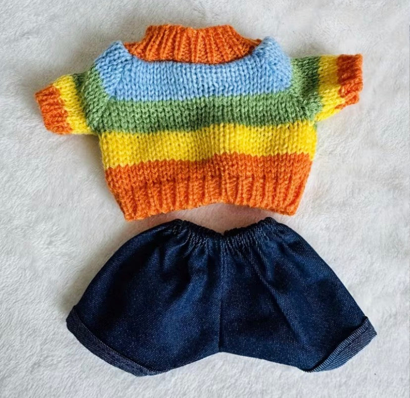 Knitted Sweaters And Shorts For Dolls